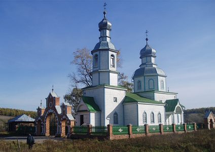 Церковь в с. Прислониха. (Увеличить 130 Кб).