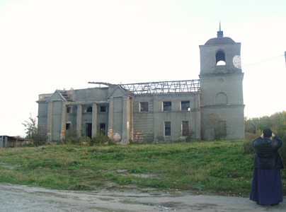 Михайловская Церковь в с. Сюксюм. (Увеличитиь 160 Кб).